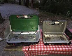 Coleman Classic 3-Burner Propane Camping Stove, Portable Camp Stove with 3 Adjustable Burners & Push-Button Instant Ignition, 28,000 BTUs for Camping, Tailgating, Grilling, BBQs, & More Green 39 31pN1Pxut8L 3