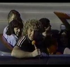 BONAOK Wireless Bluetooth Karaoke Microphone, 3-in-1 Portable Handheld Mic Speaker for All Smartphones,Gifts for Girls Kids Adults All Age Q37(Rose Gold) Rose Gold 38 31rP 3Hg4zL