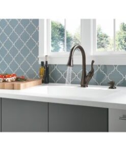 Delta Faucet Talbott Oil Rubbed Bronze Kitchen Faucet, Kitchen Faucets with Pull Down Sprayer, Kitchen Sink Faucet, Faucet for Kitchen Sink, Soap Dispenser, Venetian Bronze, Oil-Rubbed Bronze 7 31tJEBpW6TL