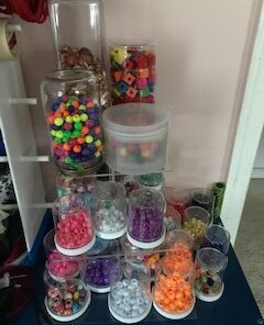 YestBuy 3 Tier Cupcake Stand, Cake Stand, Acrylic Cupcake Tower Stand, Premium Cupcake Holder for 28 Cupcakes, Display for Pastry Wedding Birthday Party (4" Between 2 Layers) 3 Tier Square (4" between 2 layers) Clear 29 411YRtS22LL