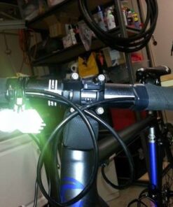 SecurityIng Waterproof 700 Lumens LED Bicycle Light 4 Modes Super Bright Bike Lamp Headlight + 8.4V Rechargeable Battery Pack + Charger for Camping, Cycling, Hiking, Riding 30 411lCdIhf0L