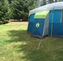 Coleman 8-Person Camping Tent with Built-in Closet | Tenaya Lake Cabin Tent with Fast Pitch Setup 75 41MeO5nglHL