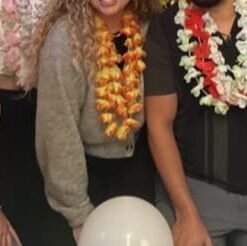 Joyin Toy 36 Counts Hawaiian Leis Bulk, Tropical Flower Lei Hawaiian Lei Beach Hawaii Luau Party Favors Decoration Birthday Party Supplies(3 Dozen) 35 41YEn5ve9NL