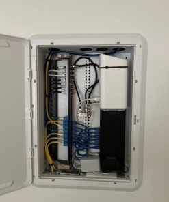 Cable Matters Rackmount or Wall Mount 1U 24 Port Keystone Patch Panel with Cable Management and Support Bar (19-inch Blank Patch Panel for Keystone Jacks/Keystone Panel) 1U (24-Port) 41 41tMfTQUv2L