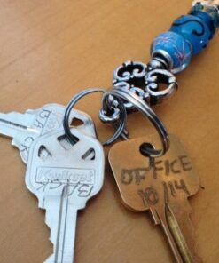 Dremel 120-Volt Engraver Rotary Tool with Stencils - Crafting Machine Perfect for DIY Personalizing and Engraving Leather, Metal, Glass, and Wood , Black, 290-02 Engraver with Letter/Number Template 46 516eevehWBL