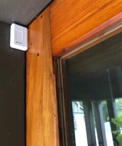 Fosmon WaveLink Wireless Door Chime with 500 Feet Range, 58 Tunes, 5 Volume Levels & LED Indicators for Home/Business/Office (1 Receiver + 1 Sensor) 1 Receiver + 1 Door Sensor Transmitter 42 516pfAAHxL