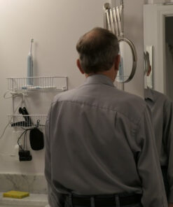 JERDON Two-Sided Wall-Mounted Makeup Mirror - Makeup Mirror with 7X Magnification & Extendable Arm - 8-inch Diameter Mirror with Nickel Finish Wall Mount - Model JP2027N 26 5170hnirVL