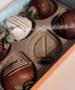 A Gift Inside Golden State Fruit Chocolate Covered Strawberries, 6 Dark, Milk & White Delight 6 Count (Pack of 1) 27 517ugAcS2hL