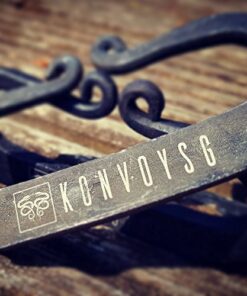 KonvoySG Flint and a Steel Striker Made from Carbon Steel Traditional Hand Forged Fire Starter Comes with English Flint Stone and Emergency Tinder Jute Carry Bag 19 519tyH84mL