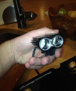 SecurityIng Waterproof 700 Lumens LED Bicycle Light 4 Modes Super Bright Bike Lamp Headlight + 8.4V Rechargeable Battery Pack + Charger for Camping, Cycling, Hiking, Riding 39 51DFqRO vXL