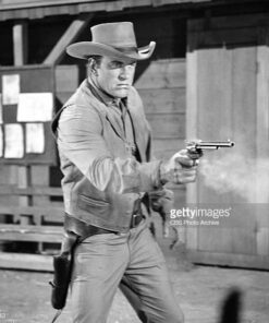 Alternative view of Gunsmoke: Season 10 - Vol One DVD 
                             
                            August 4, 2015