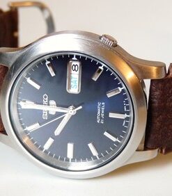 SEIKO 5 Men's SNK793 Automatic Stainless Steel Watch with Blue Dial 36 51HGyRfczGL