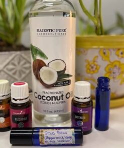 Majestic Pure Fractionated Coconut Oil - Relaxing Massage Oil, Liquid Carrier Oil for Diluting Essential Oils - Skin, Lip, Body & Hair Oil Moisturizer & Softener - 16 fl oz 43 51K0luYDH8L