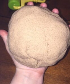 The One and Only Kinetic Sand, 2lb Brown for ages 3 and up. 40 51KAcOOUWbL
