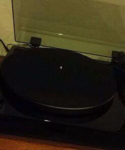 Fluance RT80 Classic High Fidelity Vinyl Turntable Record Player with Audio Technica AT91 Cartridge, Belt Drive, Built-in Preamp, Adjustable Counterweight, Solid Wood Plinth - Piano Black 49 51KKIxjhbfL