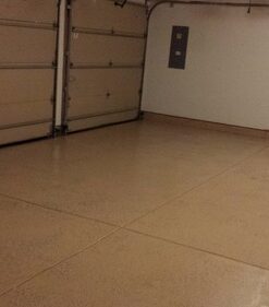 Rust-Oleum 238466 Epoxy Shield Esh-06 Professional Based Floor Coating Kit, Liquid, Tan, Solvent Like, 263 G/L Voc, 2 Gallon (Pack of 1), Dunes Sand, 11 Fl Oz 43 51OpChCagNL