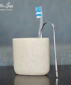 HealthAndYoga(TM) SteloSwipe Tongue Cleaner Scraper - Hygienic Seal-Pack - Surgical Grade Stainless Steel, Non-Synthetic Grip - Sterilizable Metal Tongue Scraper for Adults (1 Pack with Storage Bag) Surgical Steel - 1 Pack 35 51RRBVT58xL