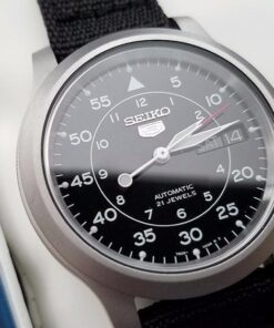 SEIKO Men's SNK809 5 Automatic Stainless Steel Watch with Black Canvas Strap 79 51SYRoZUZL