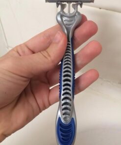 Gillette Sensor3 Comfort Disposable Razors for Men, 8 Count, Lubrastrip Glides Easily Over Your Skin Sensor3 Comfort (8ct) 48 51V4pre3GpL