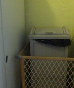 Suncast 33 Gallon Hideaway Trash Can for Patio - Resin Outdoor Trash with Lid - Use in Backyard, Deck, or Patio - Taupe 1 Pack 34 51XdGtmkOkL