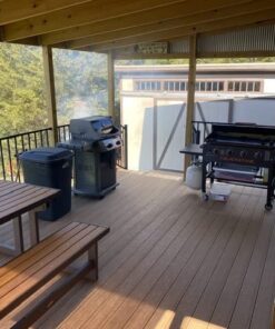 Lifetime 60054 Convertible Bench / Table, Faux Wood Construction, Brown 45 51YqpZFxd3L