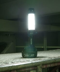 Makita DML806 18V LXT Lithium-Ion Cordless L.E.D. Lantern/Flashlight Tool Teal 21 51cnBrCO03L