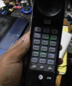 AT&T 210 Basic Trimline Corded Phone, No AC Power Required, Wall-Mountable, Black 46 51dueMCaH8L