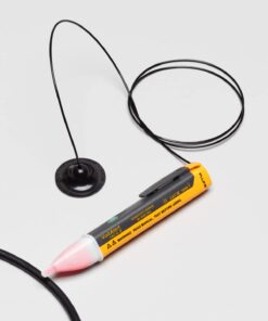 Fluke 1AC-A1-II VoltAlert Non-Contact Voltage Tester, Pocket-Sized, Voltage Detection Range 90 V to 1000 V AC, Audible Beeper, Silent Mode, Includes Batteries And 2 Year Warranty, CAT IV Rating 20 51e0NmDJxBL