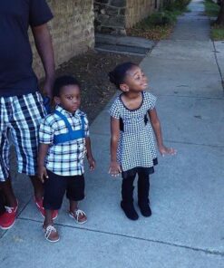 Toddler Leash & Harness for Child Safety - Keep Kids & Babies Close - Padded Shoulder Straps for Children's Comfort - Fits Toddlers w/ Chest Size 14-25.5 Inches - Kid Keeper by Mommy's Helper (Blue) 32 51fdSRGreeL