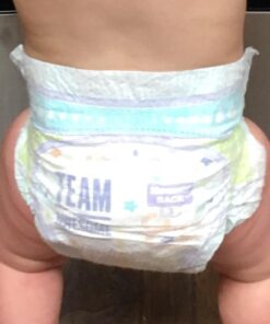 HUGGIES LITTLE MOVERS Active Baby Diapers, Size 4 (fits 22-37 lb.), 152 Ct, ECONOMY PLUS (Packaging May Vary) 57 51gS2iv3TZL