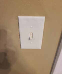 Duck Brand Socket Sealers Variety Pack, 16 Outlet Sealers and 6 Switch Plates, 2 Decorative Covers, White, 283333 24 piece Socket and Outlet Sealers 26 51gfSmpkvlL