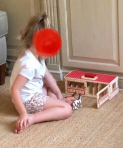 Melissa & Doug Take-Along Show-Horse Stable With Wooden Box and 8 Toy, Barn Play Set, Portable, Toys For Kids Ages 3+ 41 51jIrIaBPZL 2