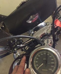 MICTUNING SAE to USB Cable Adapter 3.1A Motorcycle Dual USB Charger Port Power Socket for Smart Phone Tablet GPS 31 51kzcGixRqL