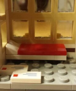 LEGO Creator Toy and Grocery Shop 36 51lAZaS7L