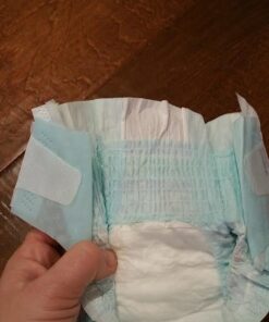 HUGGIES LITTLE MOVERS Active Baby Diapers, Size 4 (fits 22-37 lb.), 152 Ct, ECONOMY PLUS (Packaging May Vary) 54 51mNXlTCWL