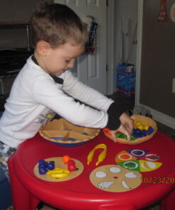 Learning Resources Super Sorting Pie - 68 Pieces, Ages 3+ Toddler Fine Motor Toy, Preschool Learning Games, Develops Counting and Color Recognition, Pretend Play Food, Kids Tweezers 36 51mUkCOXB1L