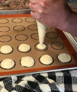 Silpat Perfect Macaron Non-Stick Silicone Baking Mat, 11-5/8" x 16-1/2", Orange 86 51t7gELQ3L