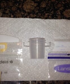 Medela Pump & Save Breast Milk Storage Bags, 20 Count Pack, Breastmilk Freezer Bags, Pour or Pump Directly into Bags with Included Easy Connect Adaptors, Made Without BPA 22 Count (Pack of 1) 16 51whq3qyfhL