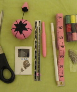 SINGER Beginner's Sew Kit W/Zipper Pouch 130pcs 23 51xfyYOnZ1L
