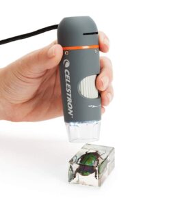 Celestron - 5 MP Digital Microscope Pro - Handheld USB Microscope Compatible with Windows PC and Mac - 20x-200x Magnification - Perfect for Stamp Collecting, Coin Collecting Handheld Digital Microscope Pro 56 51z7gtuXzVL