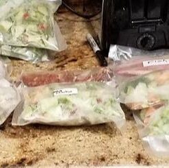 Nutri-Lock Vacuum Sealer Bags, Set of 2 8"x50' BPA-Free Rolls, Vac Seal for Sous Vide & Meal Prep, Commercial Grade Food Vac Bags 8"x50'(2-Roll) 34 51zpYL1fyyL