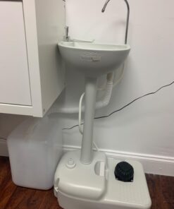 SereneLife Portable Camping Sink w/Towel Holder & Soap Dispenser - Hand Wash Basin Stand w/Rolling Wheels - For Outdoor Events, Gatherings, Worksite & Camping White Standard Towel Holder & Dispenser 33 61 RDj94a4L