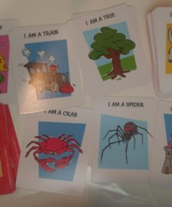 Spin Master Games Hedbanz, Quick Question Picture Guessing Family Game for Game Night Headbands Board Game, for Adults and Kids Ages 7 and up (Edition May Vary) Hedbanz Classic 42 61014hI1eXL