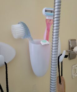 Command Bath Razor Holder, Clear Frosted, 1-Holder, 1- Water-Resistant Strip, Organize Damage-Free 48 6109XkjNLeL