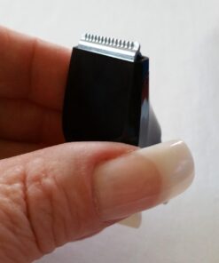 Philips Norelco Multigroom 3100 with 5 attachments and skin-friendly blades, QG3330/49 59 610xEiLlgIL