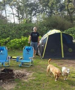 Coleman Carlsbad Dark Room Camping Tent with Screened Porch, 4/6 Person Tent Blocks 90% of Sunlight and Keeps Inside Cool, Weatherproof Tent with Easy Setup and Screened-In Porch 6-person 42 611YkqTSVSL