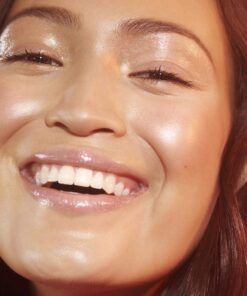 e.l.f., Baked Highlighter, Sheer, Shimmering, Hydrating, Blendable, Glides On, Creates a Radiant Glow, Nourishes, Apricot Glow, Infused with Vitamin E, Jojoba and Grape Oils, 0.16 Oz 10 611qS0JF4eL