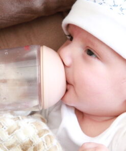 mimijumi Baby Bottle (2 pcs.) Very Hungry 8 oz Bottle with Slow Flow, Lighter Nipple - Medical Grade Silicone Anti-Colic Baby Bottles for Breastfed Babies - Newborns 0-6 Months 8oz (Slow Flow) 49 611rfLALLL