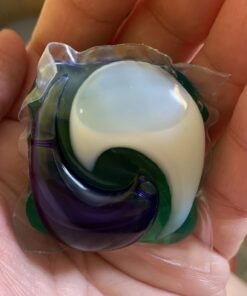 Tide PODS 4 in 1 Ultra Oxi Laundry Detergent Soap PODS, High Efficiency (HE), 61 Count Original Scent 61 Count (Pack of 1) 22 612Ot7 9iL