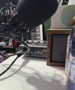 Behringer U-Phoria UM2 USB Audio Interface 1-Channel 35 612TONLbwKL